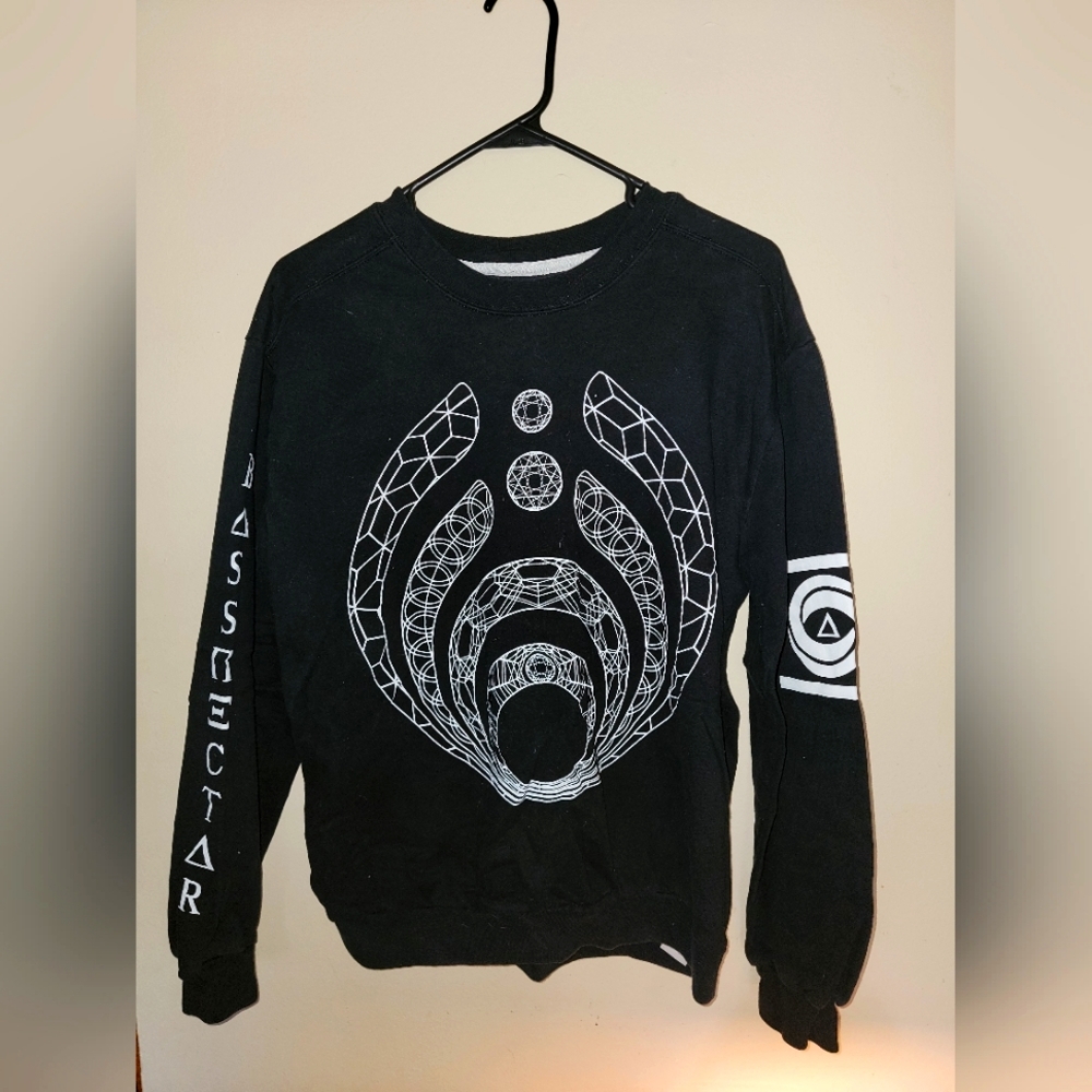 Mens Medium Basnectar Sweatshirt